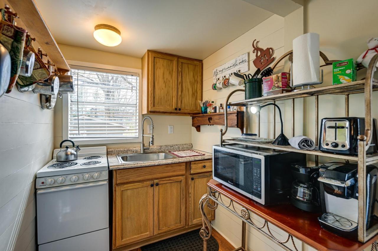 Pet-Friendly Vacation Rental Cabin In 위티어 외부 사진