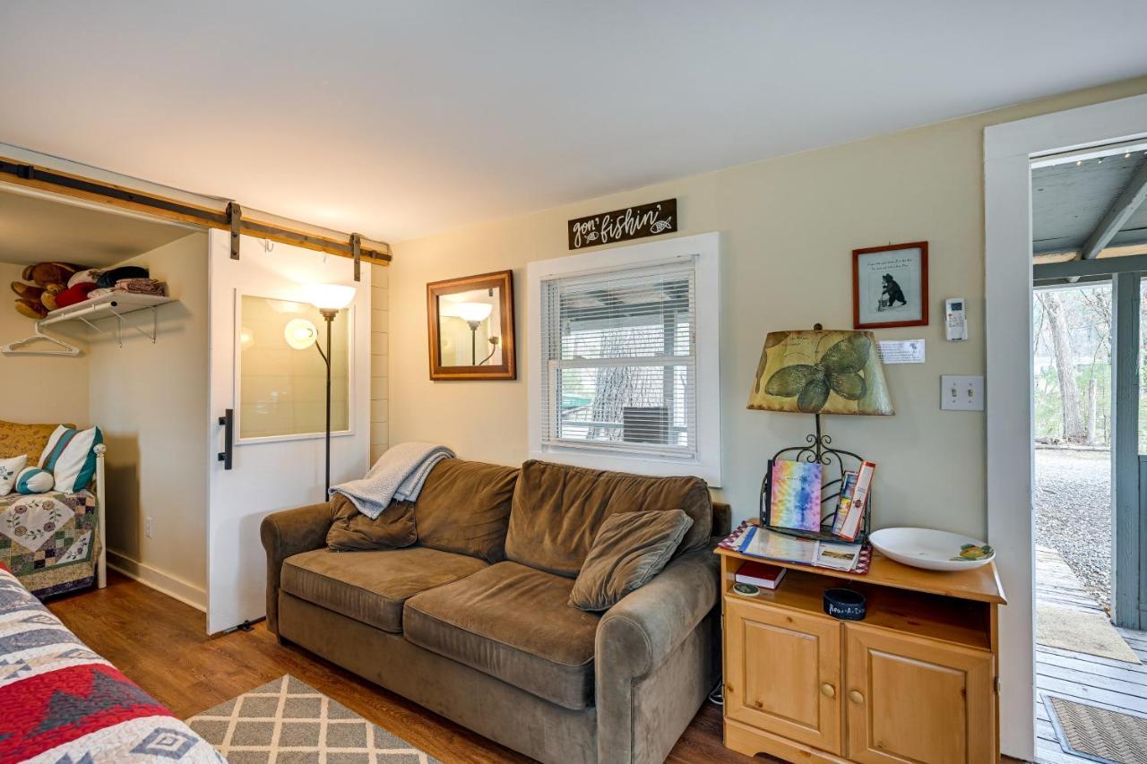 Pet-Friendly Vacation Rental Cabin In 위티어 외부 사진