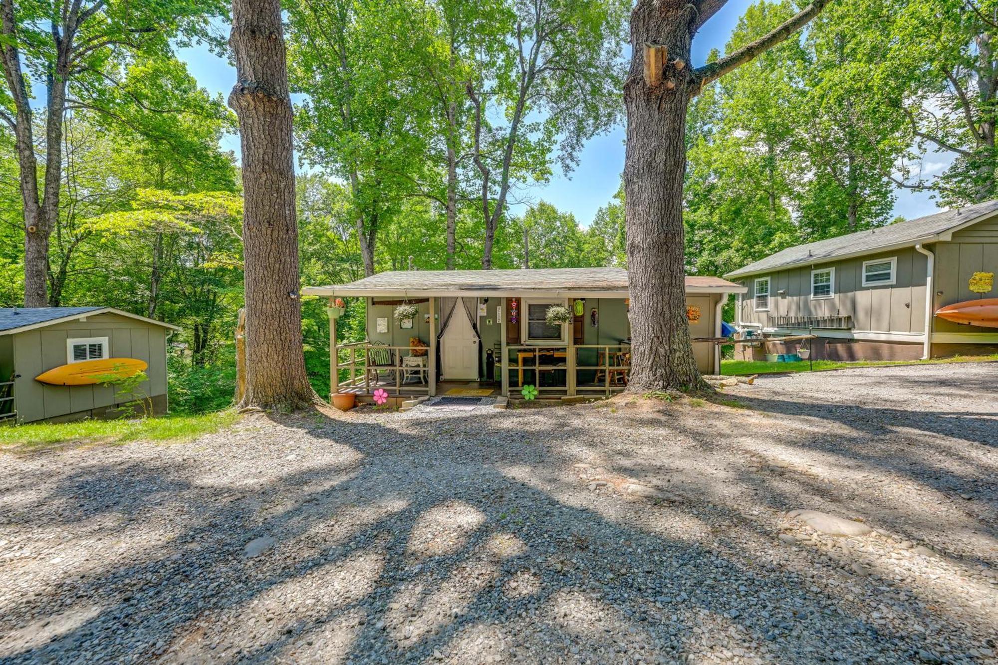 Pet-Friendly Vacation Rental Cabin In 위티어 외부 사진